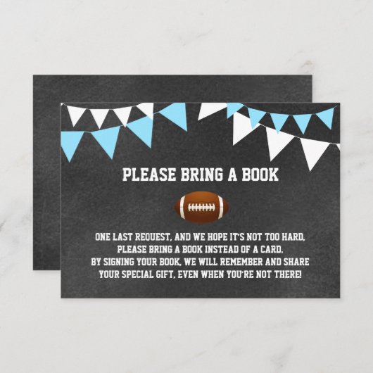 黒板のフットボールは本のベビーシャワーを持って来ます エンクロージャーカード (正面/裏面)