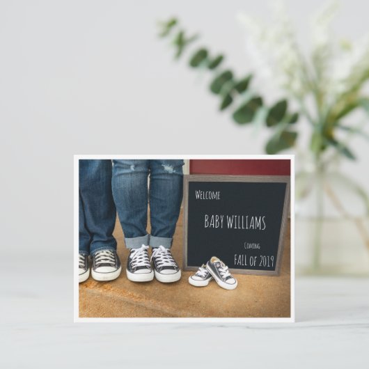 黒板の印との写真の妊娠の発表 案内ポストカード (スタンド正面)