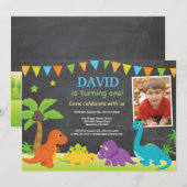 黒板の恐竜の誕生日の招待状のディーノのパーティー 招待状 (正面/裏面)