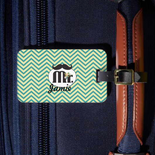 黒板の氏Yellowおよび緑のジグザグ形シェブロン ラゲッジタグ (正面インサイチュ4)