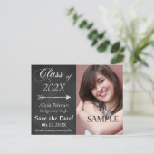 黒板の矢印で「卒業式の日程を保存して」 ポストカード (スタンド正面)