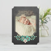 黒板の素朴な花のタイポグラフィの一口Nは見ます 招待状 (スタンド正面)