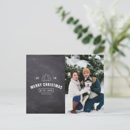 黒板カップル犬クリスマスホリデーフォトカード シーズンポストカード (スタンド正面)