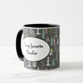 黒板クリスマスツリーとハウスピンクイエロー マグカップ (正面左)