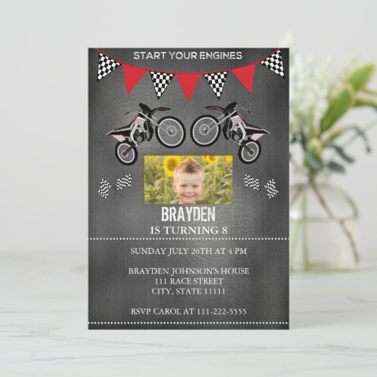 黒板ダートバイクフォト誕生日招待状 招待状 (スタンド正面)