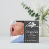 黒板ブルー新生児少年の写真発表 案内ポストカード (スタンド正面)