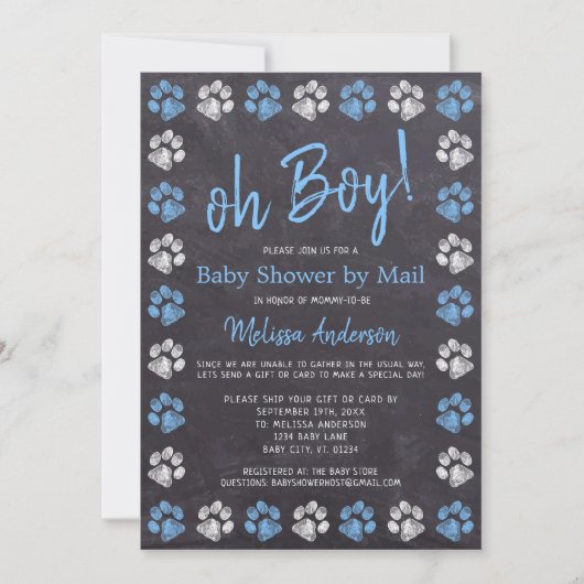 黒板ポーが青い男の子の赤ちゃんシャワーをメールで印刷 招待状 (正面)