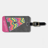 黒板モノグラム文字Aと明るい山形シボロン ラゲッジタグ (正面横)