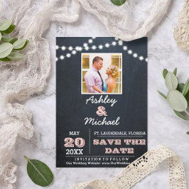 黒板ライトピンクの結婚式の日付を保存 案内ポストカード