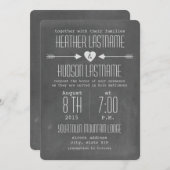 黒板刺激を受けた矢印+ハート素朴白 招待状 (正面/裏面)