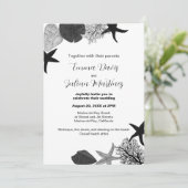 黒灰色の白い貝殻カジュアル結婚の 招待状 (スタンド正面)