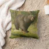 黒熊が木の幹を踏む クッション (ブランケット)