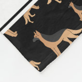 黒犬パーソナライズされたにシェパード犬の名前を付ける フリースブランケット (角)