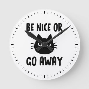 黒猫がいいか、行くか遠くに ラウンド壁時計