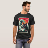 黒猫がラーメンを食べる 和風の麺 女性 Tシャツ (正面フル)