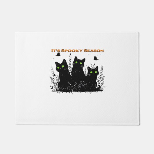 黒猫が不気味な季節クラシックのTシャツ ドアマット (正面)