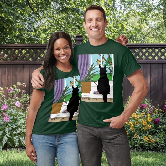 黒猫が外を見ている窓 Tシャツ