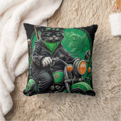 黒猫が自転車を運転する聖パトリックの日 クッション (ブランケット)