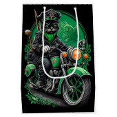 黒猫が自転車を運転する聖パトリックの日 ミディアムペーパーバッグ (裏面)