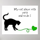 黒猫とハート形の糸（ライムグリーン） ポスター (正面)