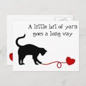 黒猫とハート形の糸(赤) ポストカード (正面/裏面)