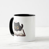 黒猫と本の刺繍コンフォートカラーズTシャツ マグカップ (正面左)