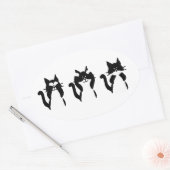 黒猫と白猫 | 三匹の賢い子猫たち 楕円形シール (封筒)