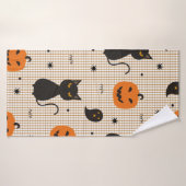 黒猫と雌猫のハロウィーンシームレスパターン バスタオル (バスタオル)
