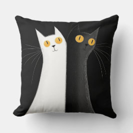 黒猫と黒の上の白猫 クッション