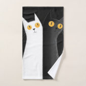 黒猫と黒の上の白猫 バスタオルセット (ハンドタオル)