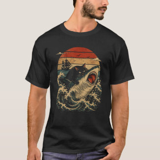 黒猫に乗られた凶暴なサメ Tシャツ