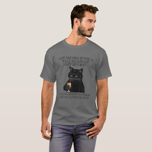 黒猫に背の高いグラスを注がせて Tシャツ (正面フル)