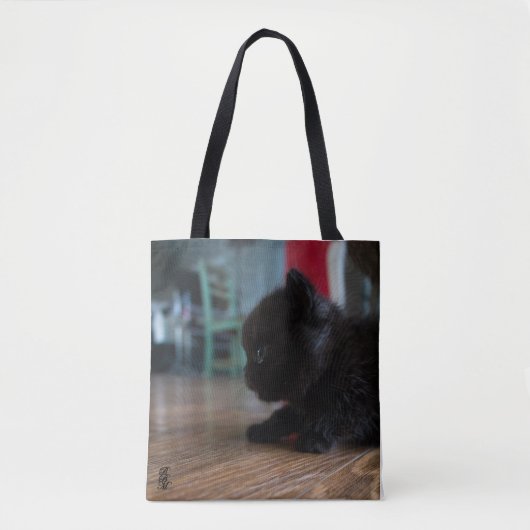黒猫のクローズアップ トートバッグ (正面)