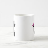 黒猫のシルエットとピンクの蝶 コーヒーマグカップ (中央)
