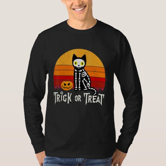 黒猫のトリック・オア・トリート Tシャツ (正面)
