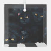 黒猫の寄り添い ふわふわの猫たち ガラスオーナメント (正面)
