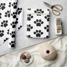 黒猫の犬の手の形が白にかわいい 