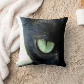 黒猫の目 クッション (ブランケット)