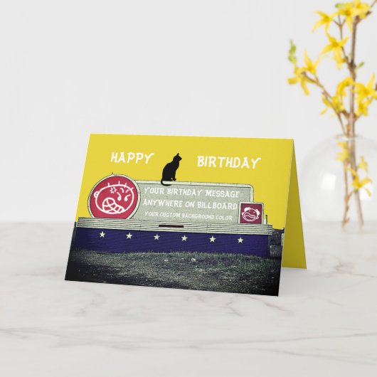 黒猫の着席のカスタムな誕生日の掲示板 カード (黄色い花)