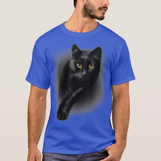 黒猫の黄色い目、猫がシャツの贈り物を Tシャツ (正面)