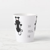 黒猫ぶら下がった漫画のおもしろい文字 カフェラテマグ (正面)