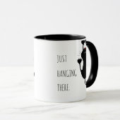 黒猫ぶら下がった漫画のおもしろい文字 マグカップ (正面右)