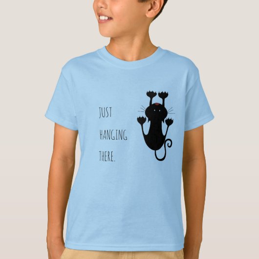 黒猫ぶら下がった漫画のおもしろい文字 Tシャツ (正面)