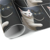 黒猫を抱く白猫 ラッピングペーパー (ロールコーナー)