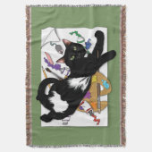黒猫アーティストの遊び心あふれる絵画 グリーン スローブランケット (正面縦)