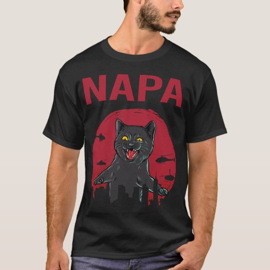 黒猫ナパがいるよ Tシャツ (正面)