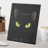 黒猫ペデスタルのサイン – （黒い背景） 台座サイン (インサイチュ)