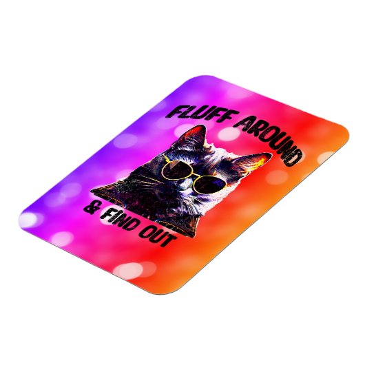 黒猫ポップ・アートのアート：フラフのまわりにと見つける マグネット (左側)