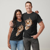 黒猫破れ布猫 猫ママ子猫 Tシャツ (ユニセックス)
