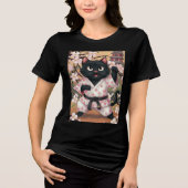 黒猫空手かわいい着物 トライブレンドTシャツ (正面)